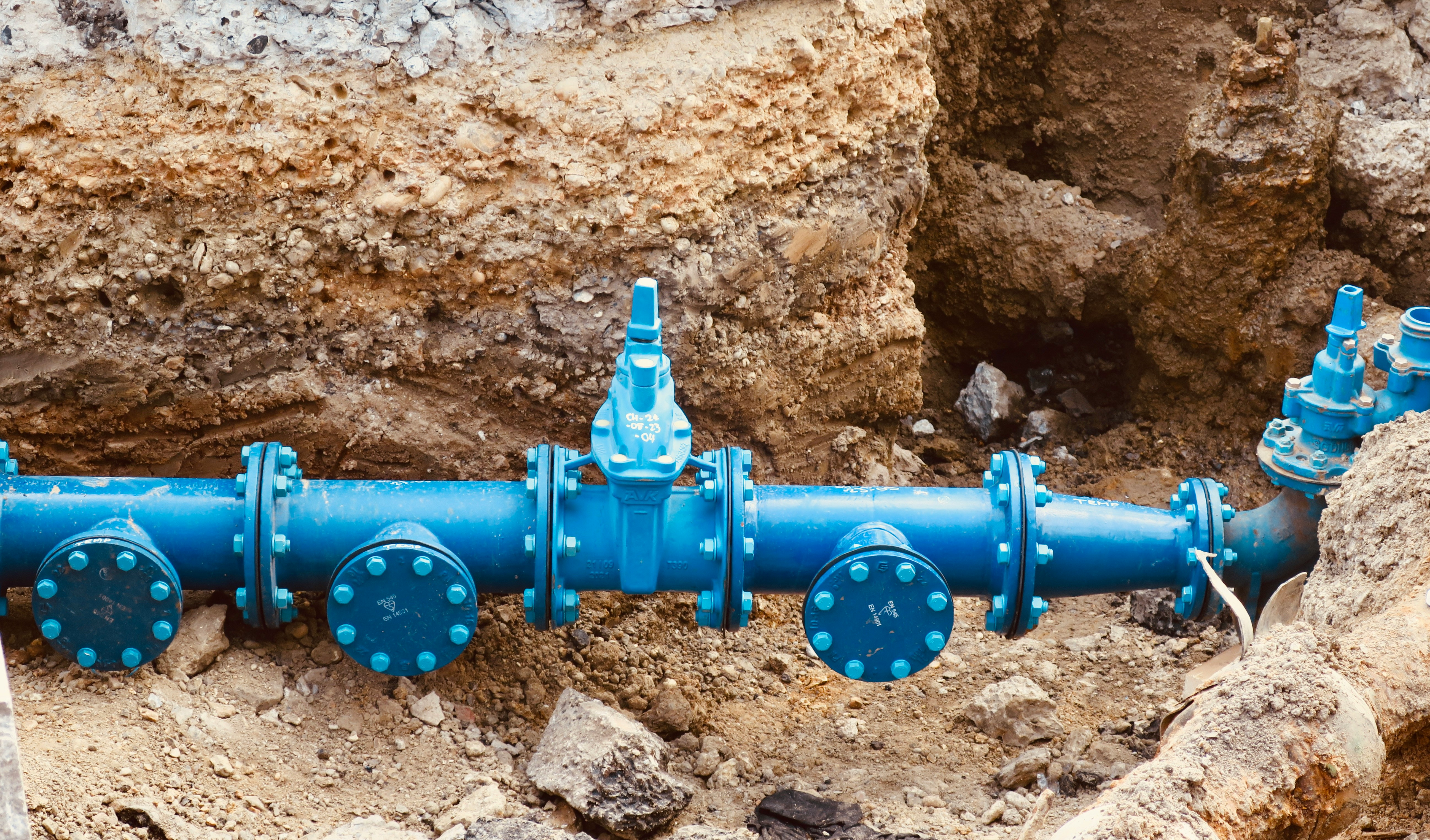 Industrial pipes and equipment